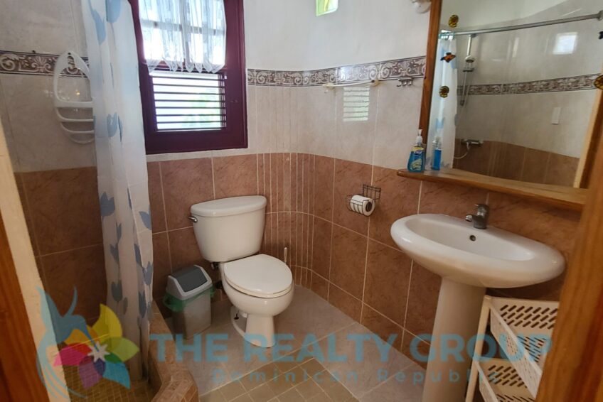 Cozy studio with kitchenette and private terrace, perfect for guests seeking a comfortable and self-sufficient stay