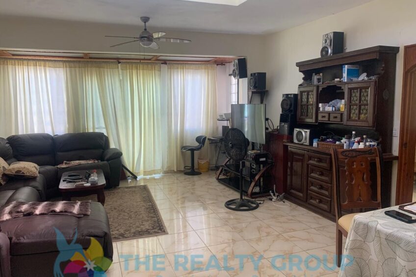 Affordable villa near Casa Linda Sosua with pool and garage