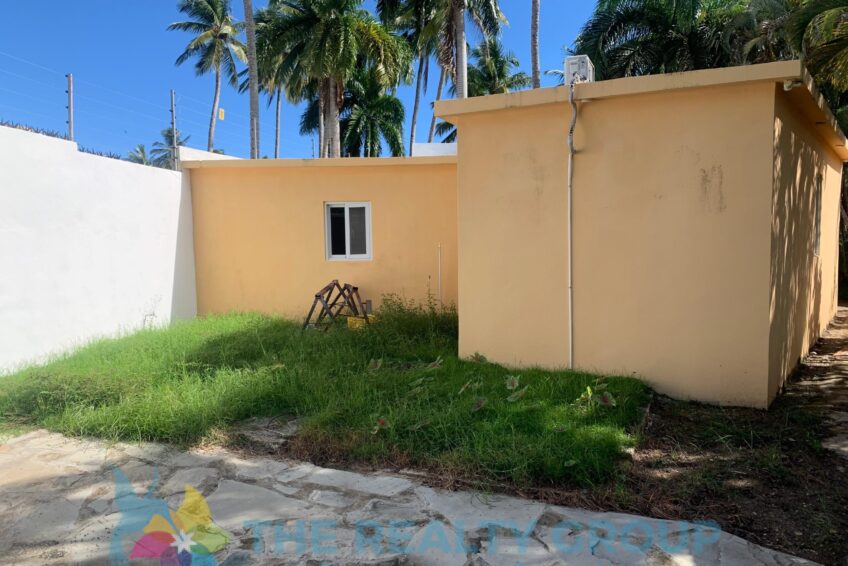View of fixer-upper in Cabarete East with walled lot