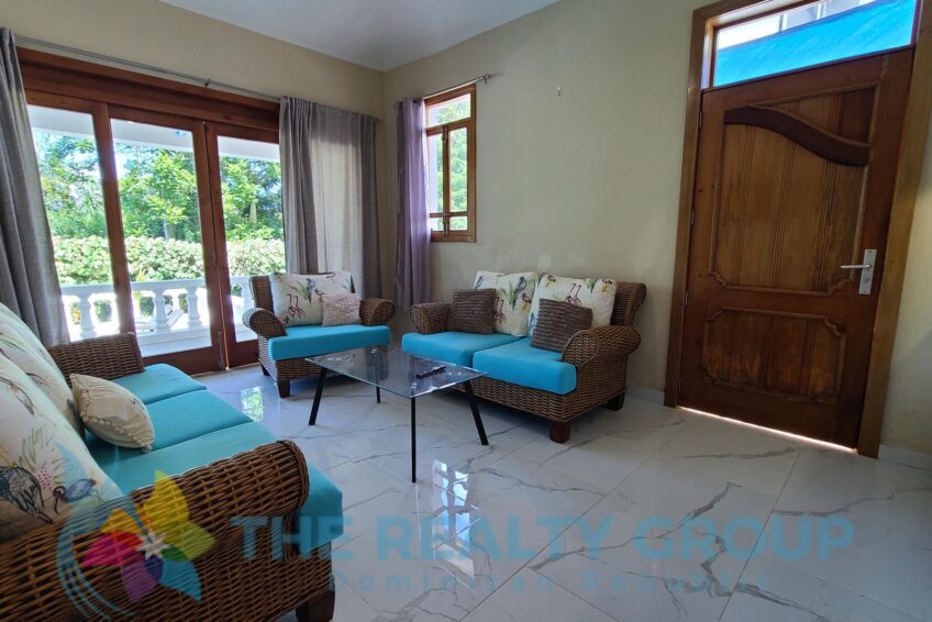 Private guest apartment with separate entrance at a beautiful villa with apartment and studio in Sosúa